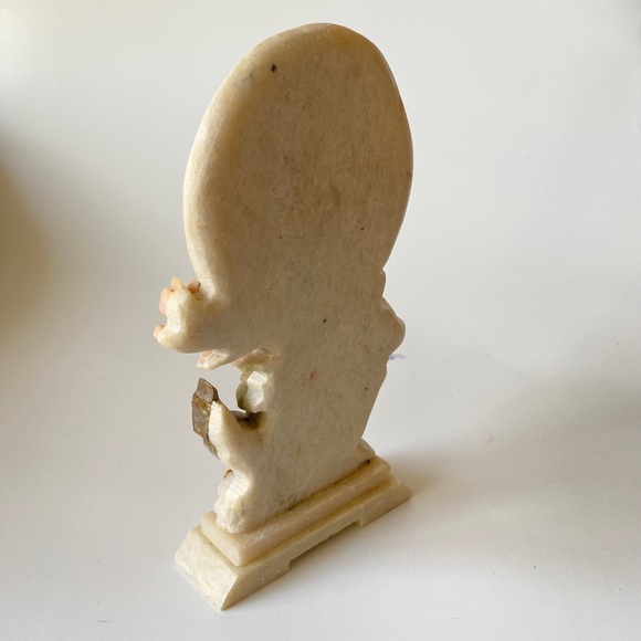 Vintage Chinese Nephrite Sculpture: Birds in Rosebush, Hand-Carved - Picture 13 of 16